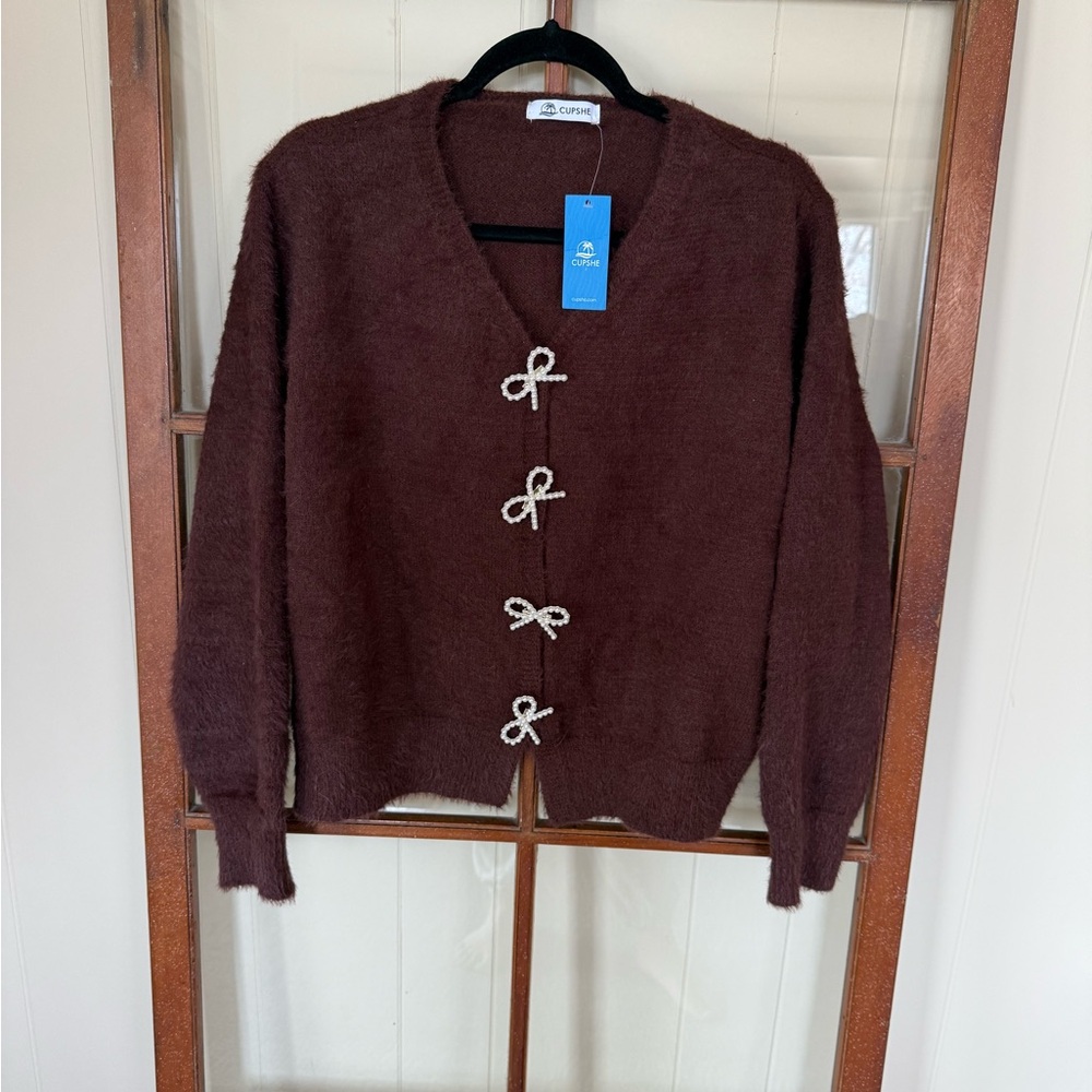 Cupshe NWT Burgundy Fuzzy Knit Cardigan with Pearl Bow Accents – Size Medium - Picture 2 of 5